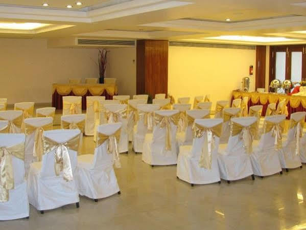 Citrine Hotel Bangalore Exterior foto